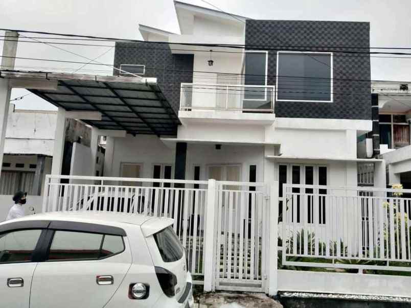 rumah mewah paris 2 pontianak