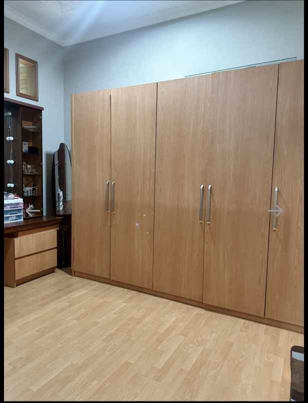 rumah mewah semi furnished di batununggal bandung