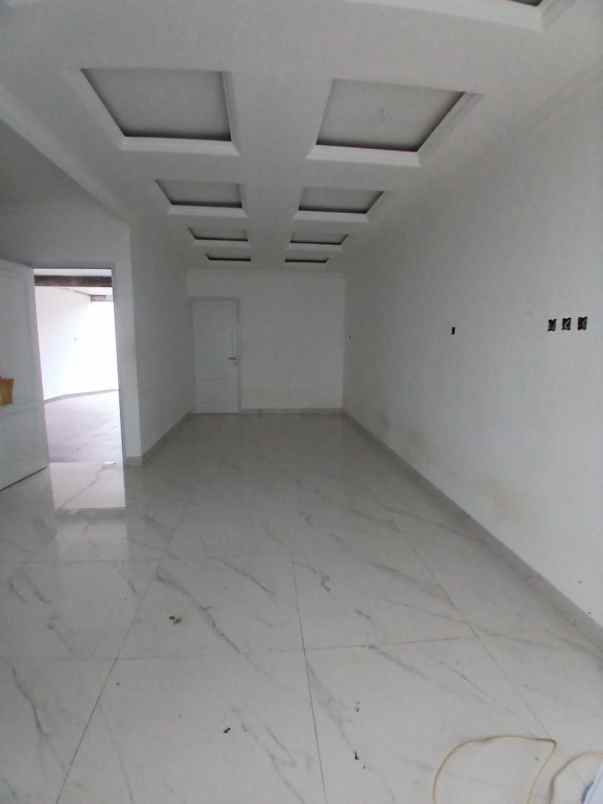 rumah modern 2 lantai jagakarsa jakarta selatan
