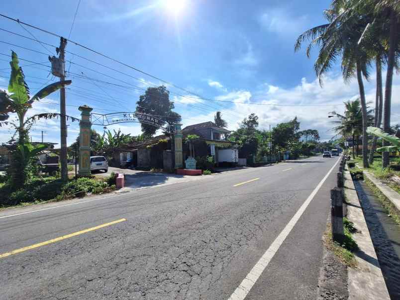 rumah modern timur pasar jangkang sleman