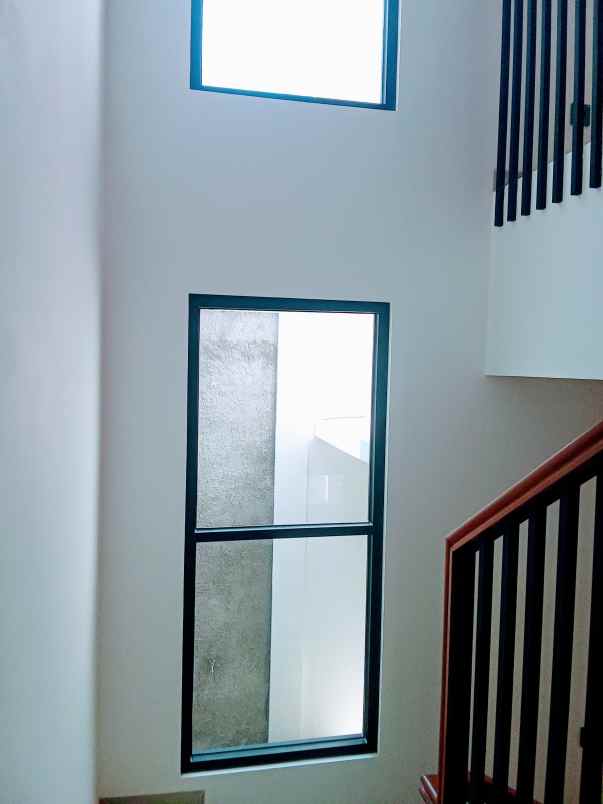 rumah modern tropical di cinere gandul depok