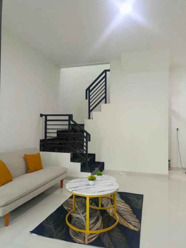 rumah murah mewah baru 1 lantai dan 2 lantai