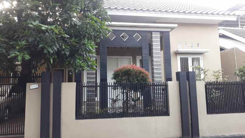 rumah perumahan kembang larangan