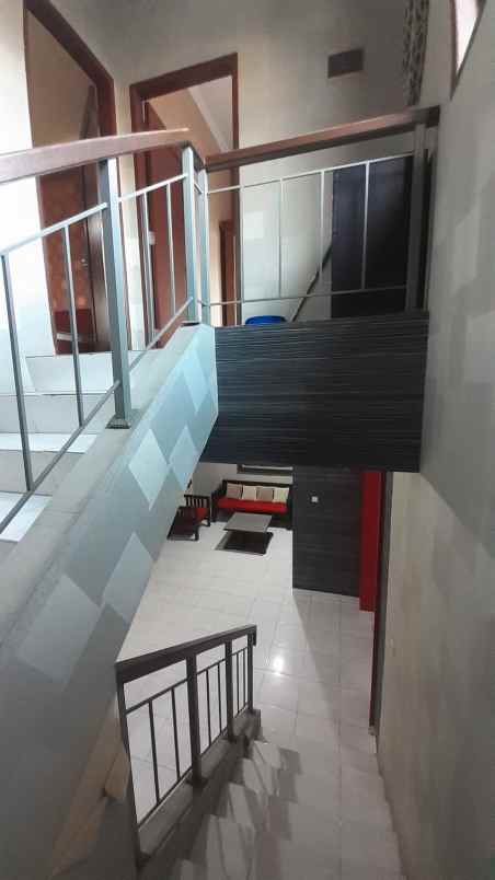 rumah posisi boulevard di grand wisata bekasi