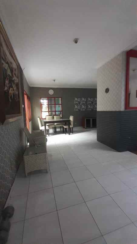 rumah posisi boulevard di grand wisata bekasi