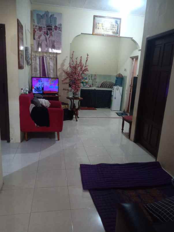 rumah prospek untuk bisnis di tembalang