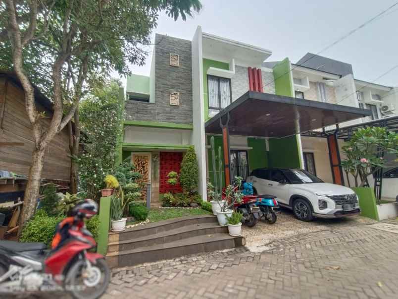 rumah second 2 5 lantai dekat karawaci curug tangerang