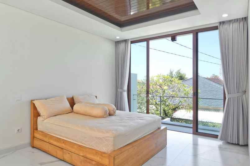 rumah semi villa di kawasan sanur bali