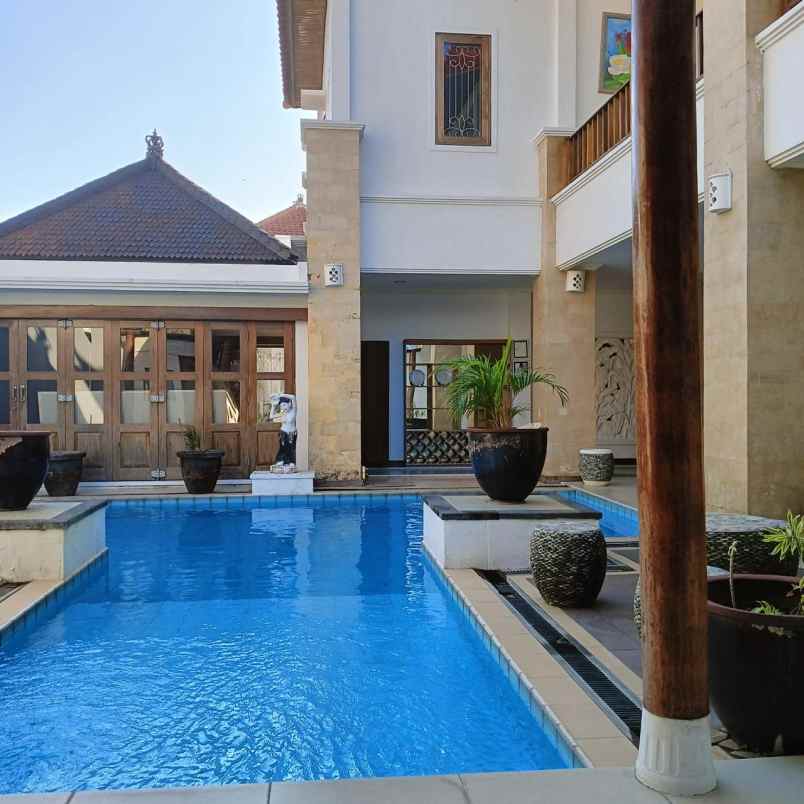 rumah semi villa elegant modern di sanur bali