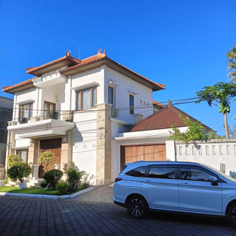 rumah semi villa elegant modern di sanur bali