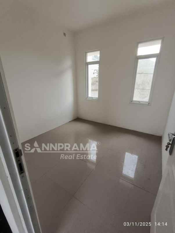 rumah siap huni dalam cluster bojongsari depok