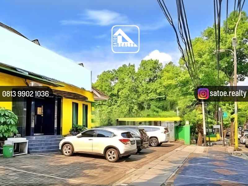 rumah untuk usaha di area kramat pela kebayoran baru