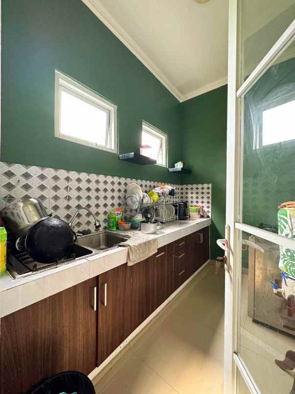 sale rumah 2nd 2lt cluster bambu apus jakarta timur