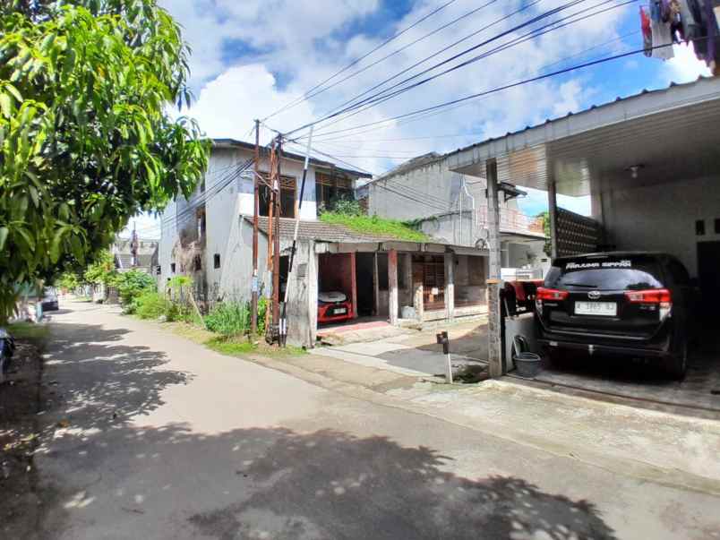 tanah bonus rumah rusak posisi hook dekat pasar rau