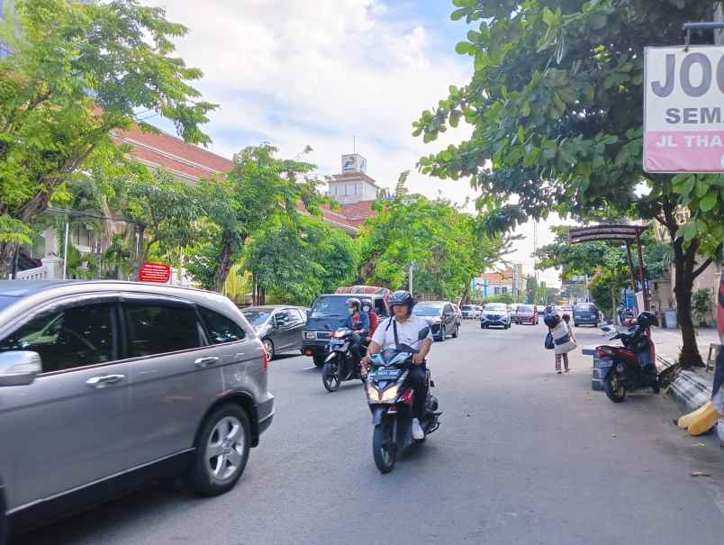 tempat usaha jalan thamrin dekat paragon