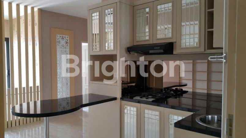 the peak view city suramadu lantai 33