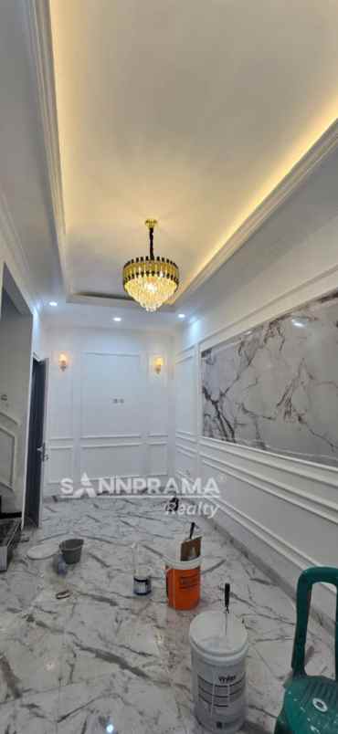townhouse mewah banyak bonus di tanah baru depok ritin