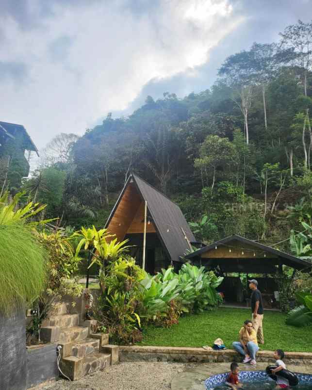 villa di jl rancakalong sumedang