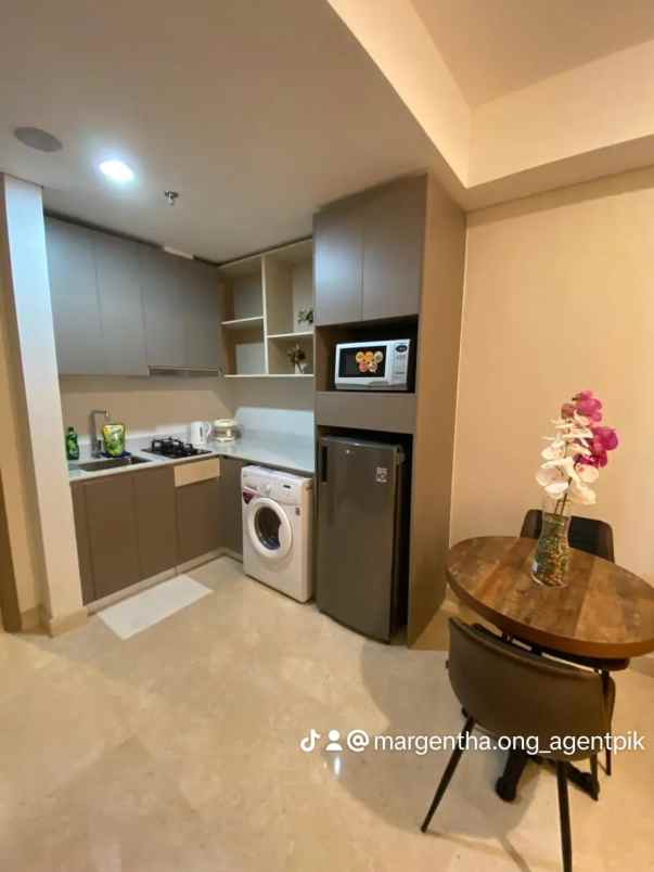 apartemen gold coast pik bahama full furnish