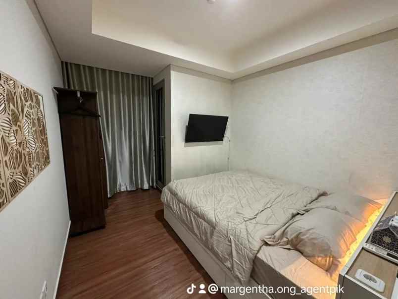 apartemen gold coast pik honolulu fully furnished