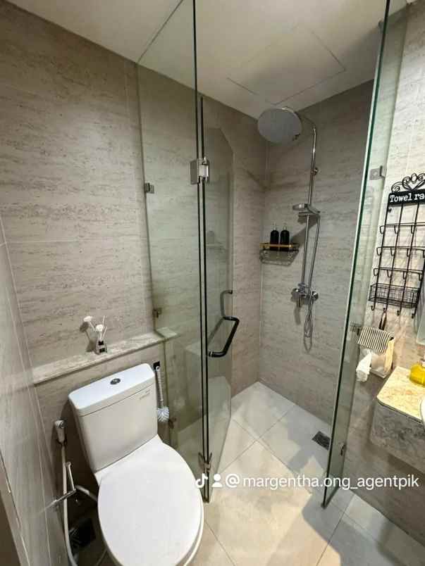 apartemen gold coast pik honolulu fully furnished