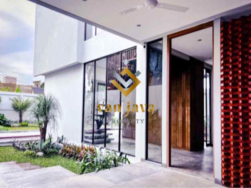 apartemen jati padang