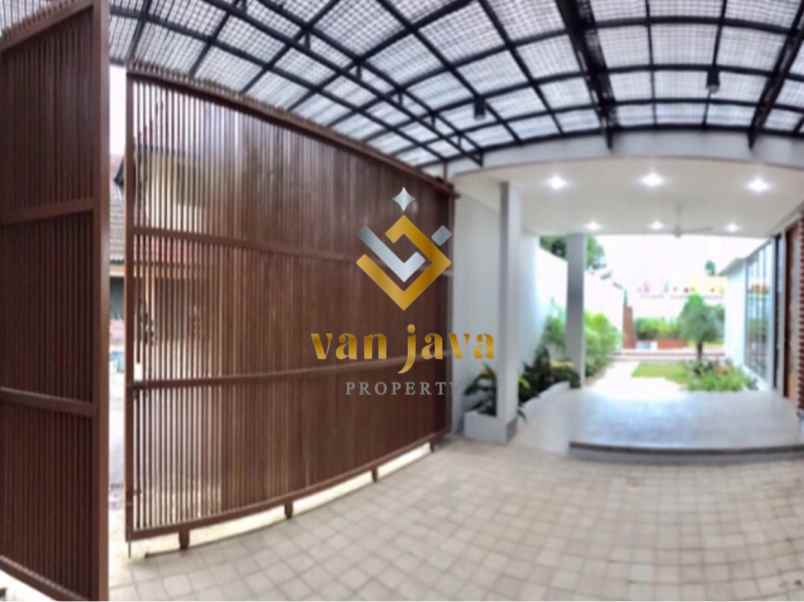 apartemen jati padang