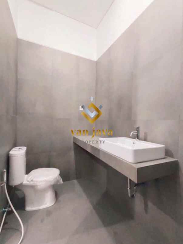 apartemen jati padang