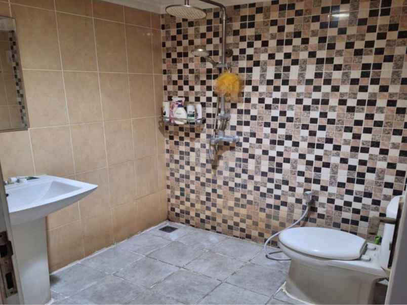 apartemen jl kebon kacang raya