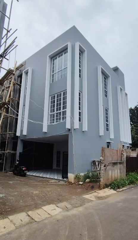 apartemen kost ui depok 3 lt 10 kamar shm