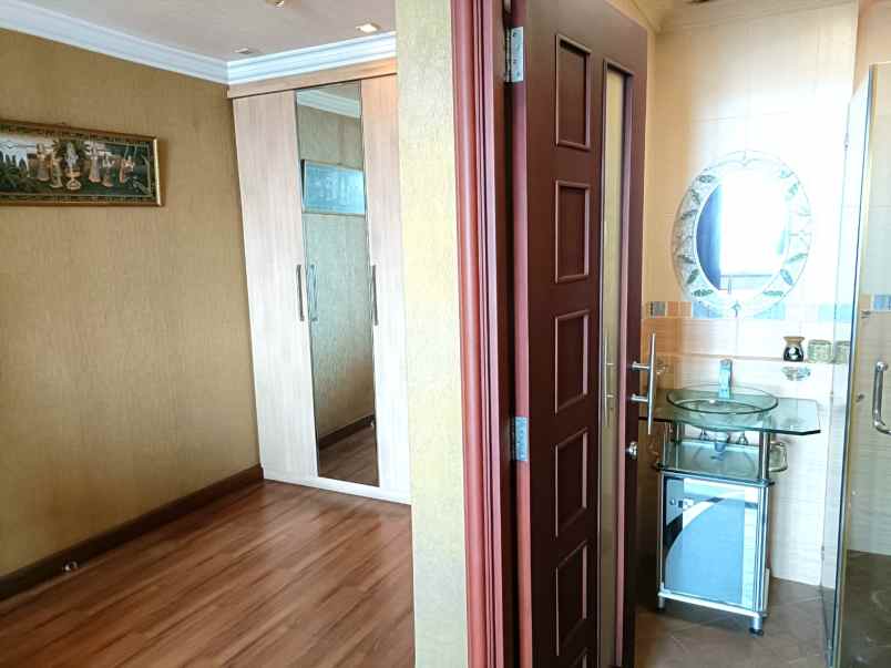 dijual apartemen apt french walk moi kelapa