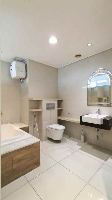 dijual apartemen ciputra world vue surabaya