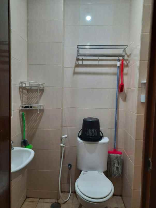dijual apartemen dave depok studio full furnished