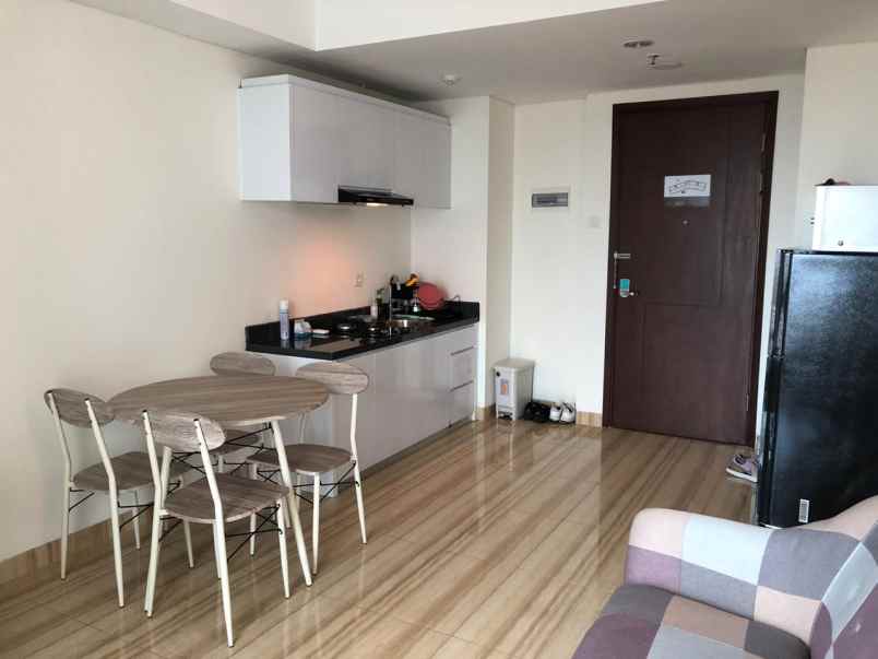 dijual apartemen grand sungkono lagoon