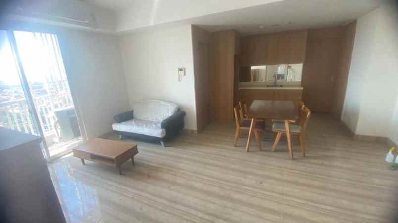 dijual apartemen grand sungkono lagoon