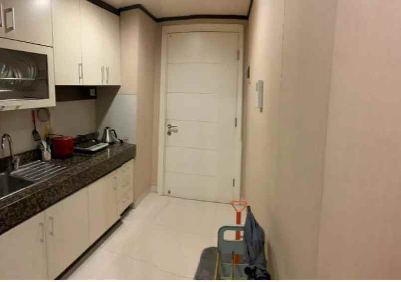 dijual apartemen jl pemuda 108