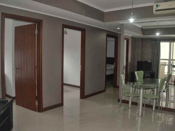 dijual apartemen pakuwon indah