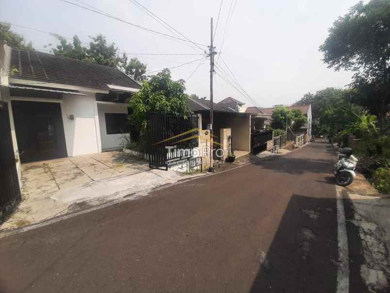 dijual bawah njop rumah siap huni di jangli semarang