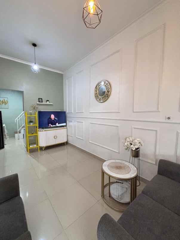 dijual cepat rumah dekat stasiun cilebut