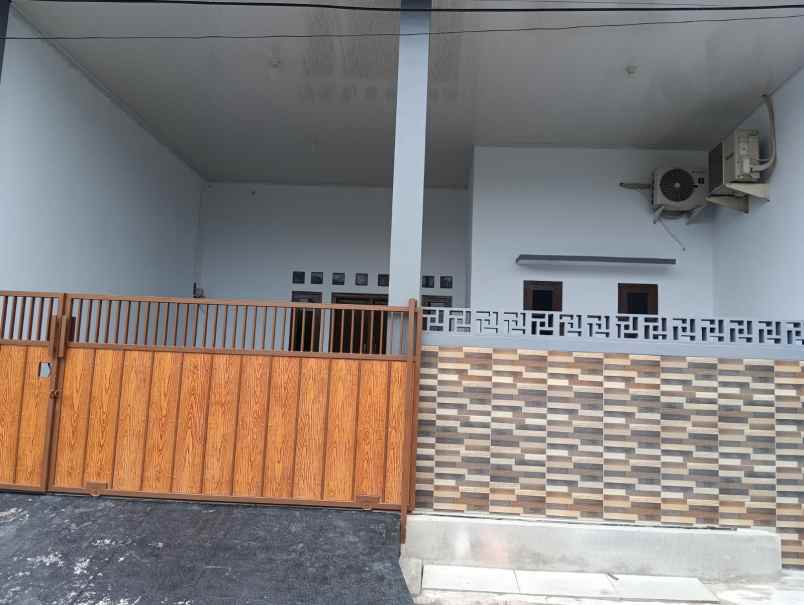 dijual cepat rumah di harapan indah bekasi