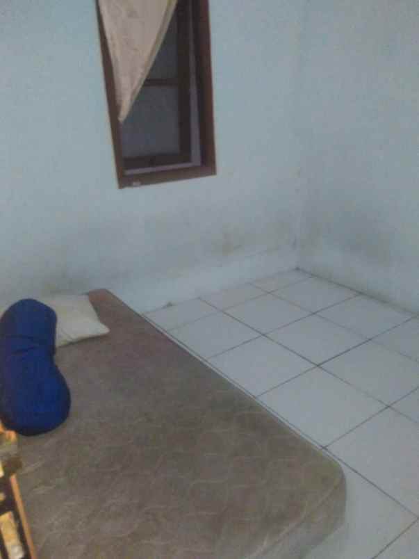 dijual kost jl raya tajur sindangrasa