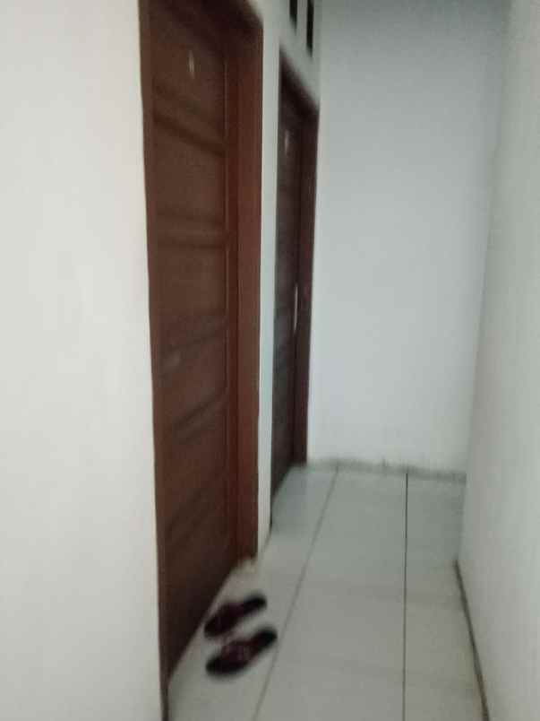 dijual kost jl raya tajur sindangrasa