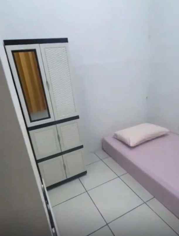 dijual kost nyengseret