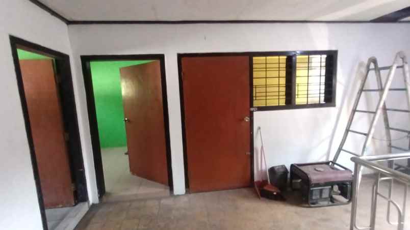 dijual ruko 2 lantai lokasi gresik kota