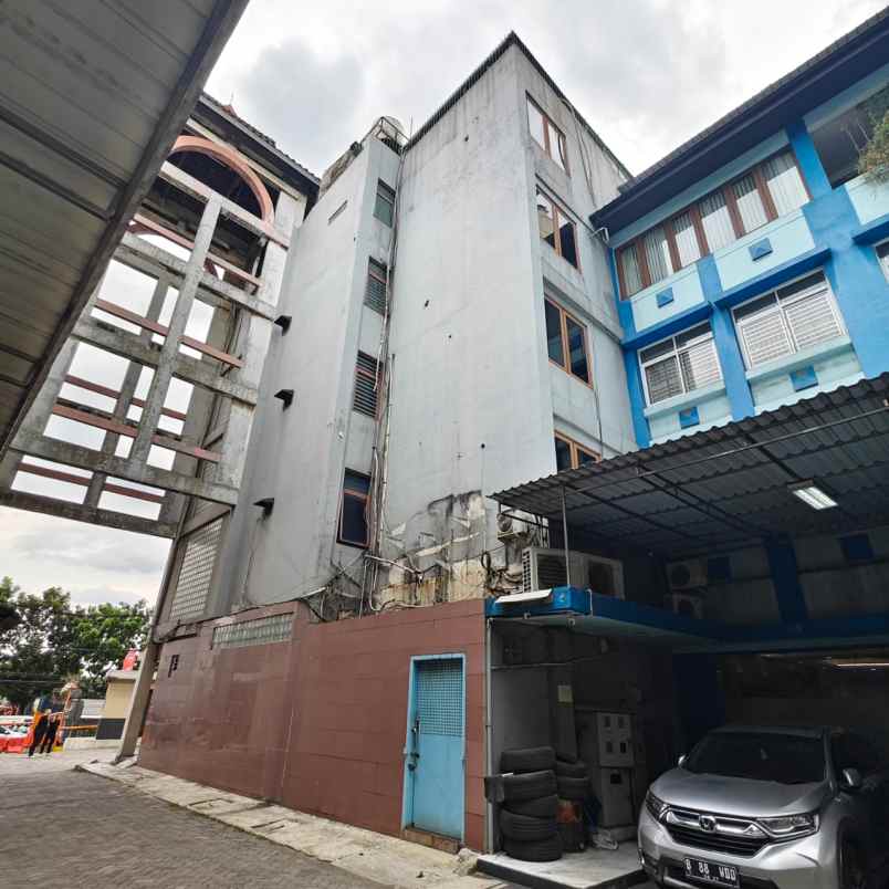 dijual ruko 3 ruko jadi 1