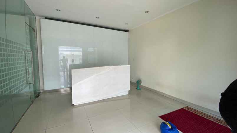 dijual ruko gudang kantor delta silicon lippo cikarang