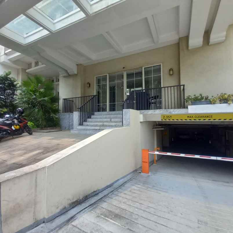 dijual ruko gudang kantor jalan jendral sudirman