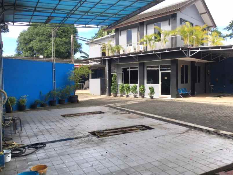 dijual ruko gudang kantor jalan raya pekayon bekasi