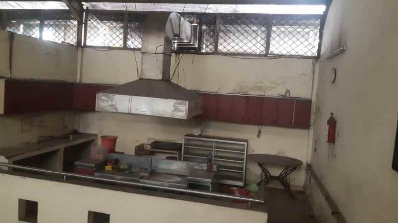 dijual ruko gudang kantor lenteng agung