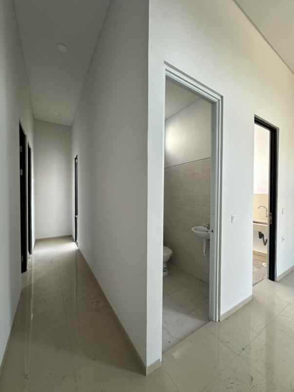 dijual rumah 1 lantai park sunrise dekat rungkut